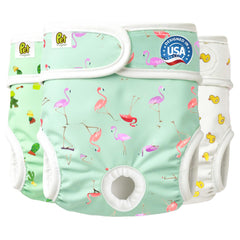 PET MAGASIN super absorbent reusable diapers on a female dog in heat, offering reliable protection.