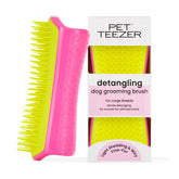 Pet Teezer detangling brush close-up of teeth showing undercoat access