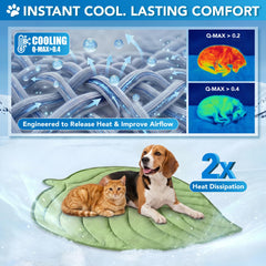 PetAmi cooling nylon side provides refreshing heat relief on hot days.