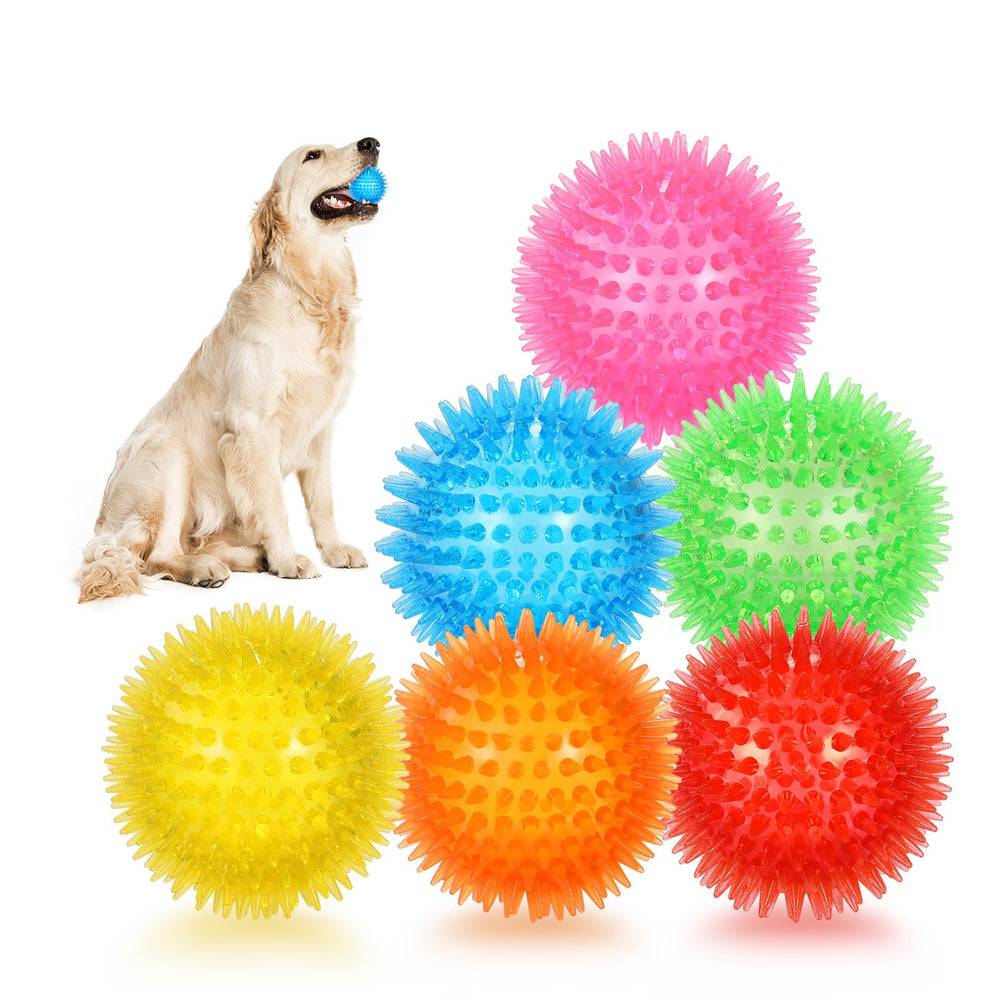 Petizer 6-pack 4.5-inch squeaky ball floating for splashy fetch sessions.