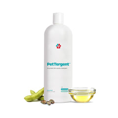 Pet Parents PetTergent bottle pour simplifies dosing for pet laundry.