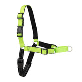 PetSafe Easy Walk Deluxe harness front chest attachment helps reduce pulling during walks.