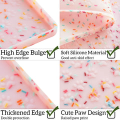 Ptlom raised-edges placemat keeps crumbs contained for tidy feeding areas.