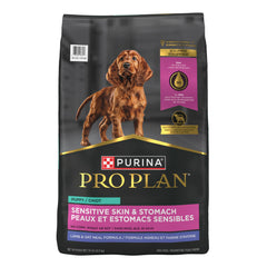 Purina Pro Plan packaging featuring DHA-rich fish oil for brain and vision support