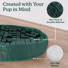 Reggie Snuffle Mat has a non-slip base for stable feeding.