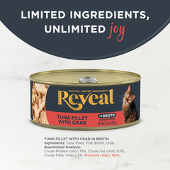Closeup of Reveal broth-soaked morsels highlighting natural ingredients.