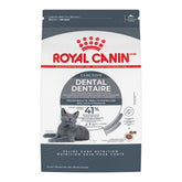 Royal Canin Dental Care bag showcasing packaging for adult cats and dental health support.