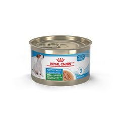 Royal Canin Small Puppy Wet Food pour β easy feeding during mealtimes.