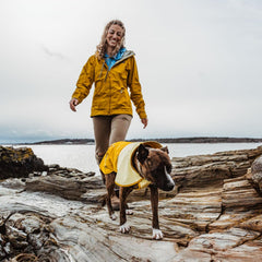 Ruffwear Sun Shower raincoat extended storm collar for extra neck protection.
