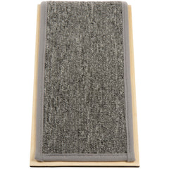 SmartyKat Loop carpet surface resists heavy claws for long-lasting use.