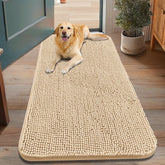 Smiry dog door mat closeup shows plush chenille fibers that welcome muddy paws.