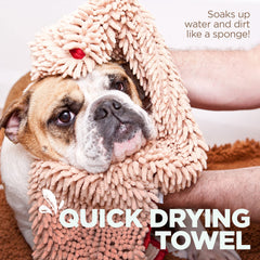 Soggy Doggy Super Shammy towel shows fast drying chenille fibers.