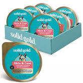 Solid Gold wet cup with chicken and salmon in broth for moisture and flavor.