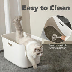 SpaceTime Anti-Splash Litter Box minimizes litter scatter around the tray.
