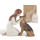 Storieme German Shepherd figurine on display, a comforting loyalty tribute.