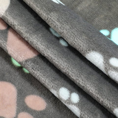 Tegeme 23x16 inch blanket in use for small dogs and cats