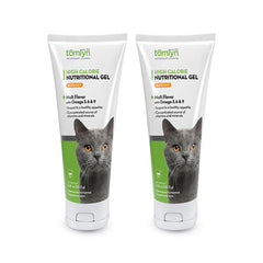 tomlyn nutri-cal tube being squeezed for cat nutrition