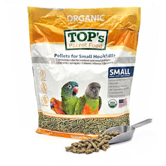 TOP's Parrot Food packaging for small hookbills supports easy storage and daily feeding.