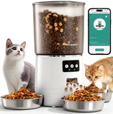 Vacqueen automatic cat feeder with 3 bowls supports flexible meals for multi-pet homes.
