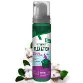 Vet's Best natural waterless bath bottle with foam for quick grooming.