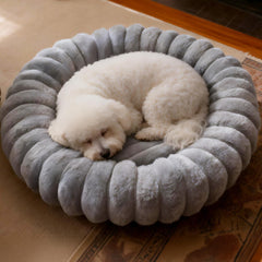 Vhen When Donut Bed closeup of faux rabbit fur for cozy warmth and softness.