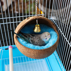 VTurboWay nest interior with warm pad for comfortable roosting during cooler days.
