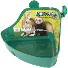 Ware Manufacturing Lock-N-Litter Pan side profile, secure locking design stays put
