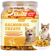 Wellix salmon-oil-crunchy-cat-treats: tasty texture ideal for training sessions