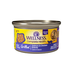 Wellness grilled-salmon-chicken entree can label shows protein-rich formula