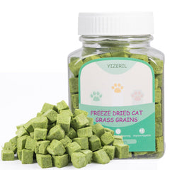 Yizeril freeze-dried cat grass cubes for dental care and fresh breath.