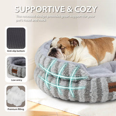 ZAKAPAWS removable double-sided inner cushion offers versatile comfort options.