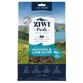 ZIWI Peak air-dried cat food: mackerel-lamb chunks for high-protein nutrition for active cats.