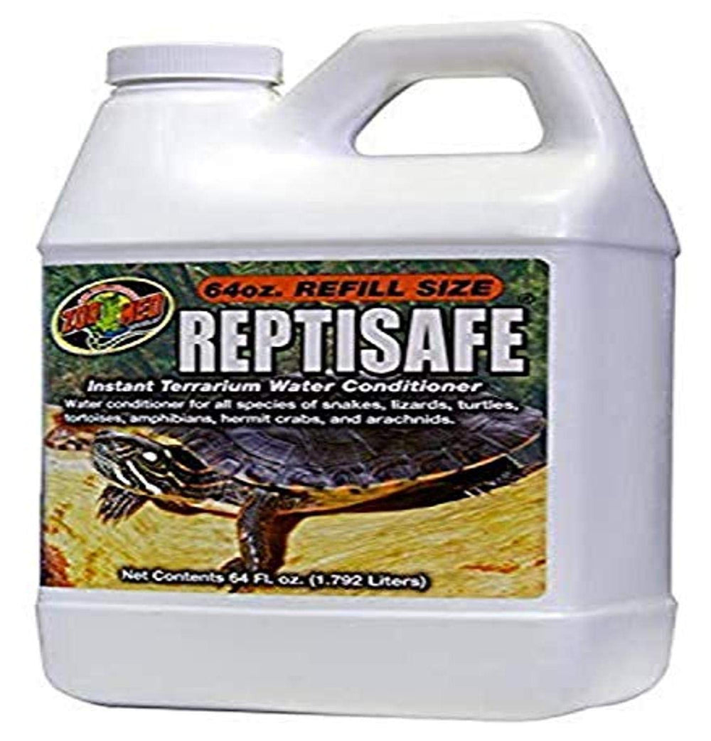 Zoo Med ReptiSafe water conditioner bottle—chlorine and chloramine removal for safe terrarium water