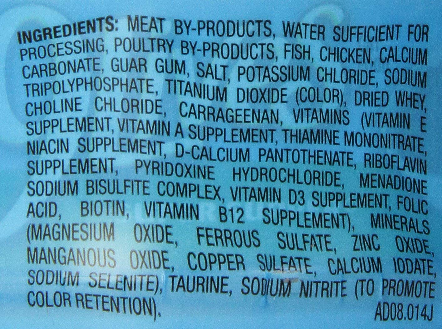9Lives Meaty Paté Super Supper includes taurine for heart and vision.