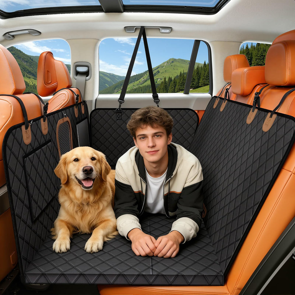 A-Pce zippered side flaps keep dogs contained during sudden stops.