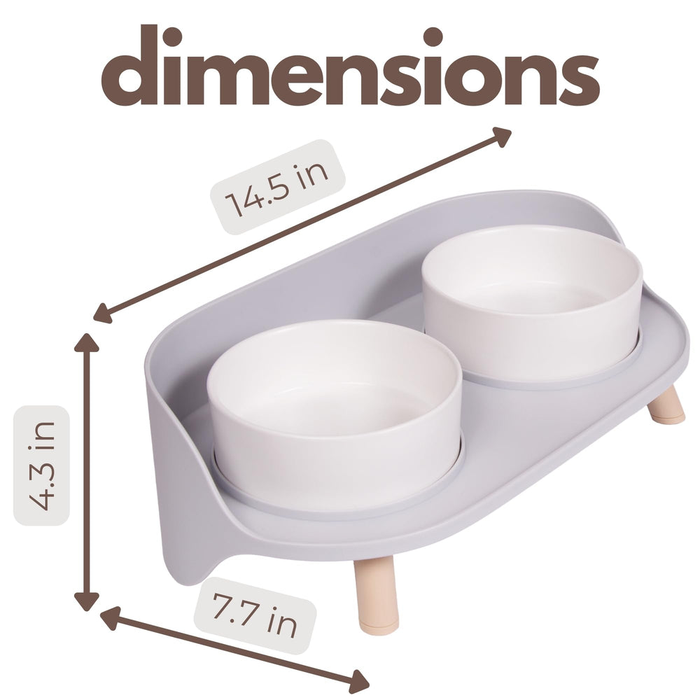 A4DOG splashguard feature reduces mess during meals