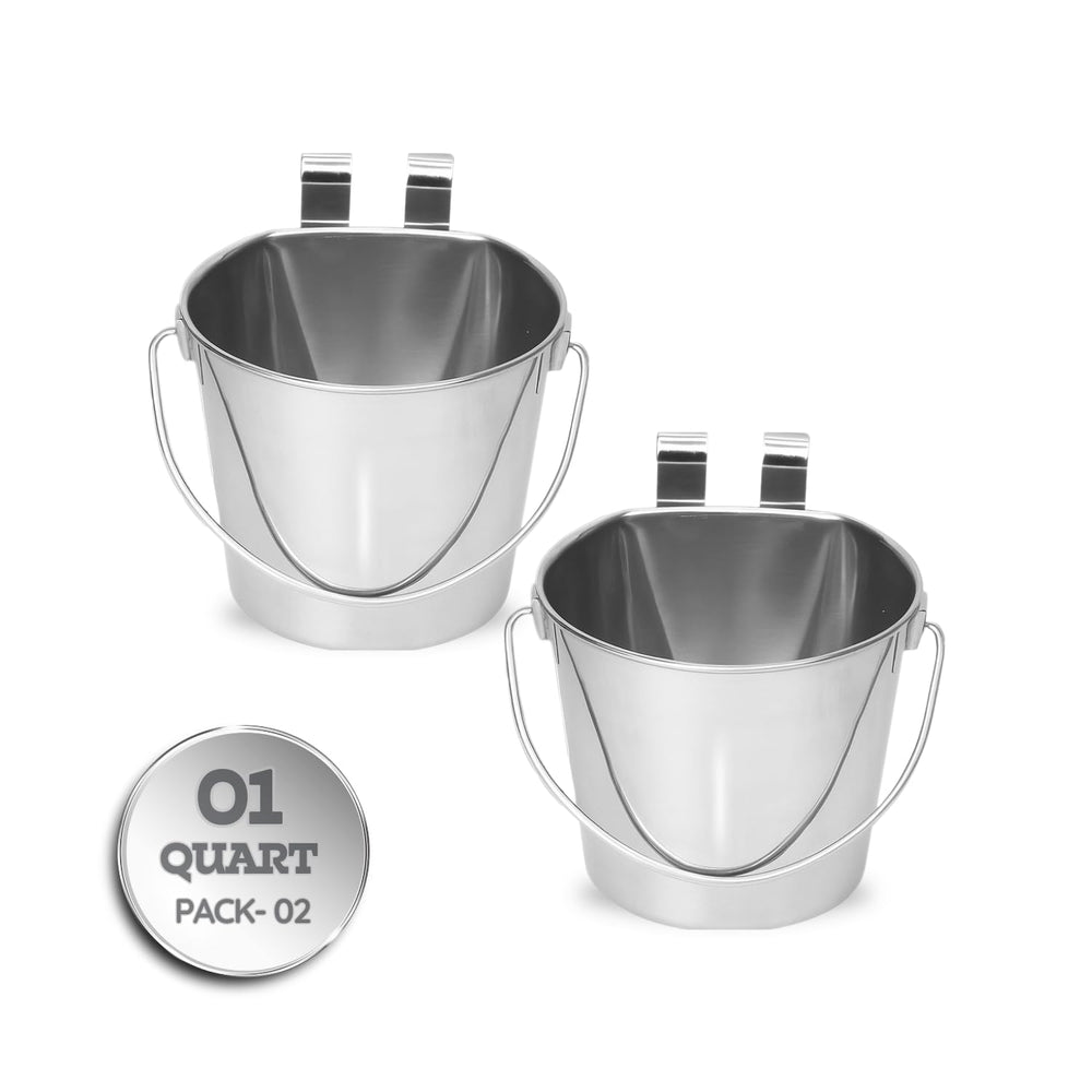 AASPIRE PETS 1qt stainless flat-sided bucket with dual hooks for stable kennel mounting.