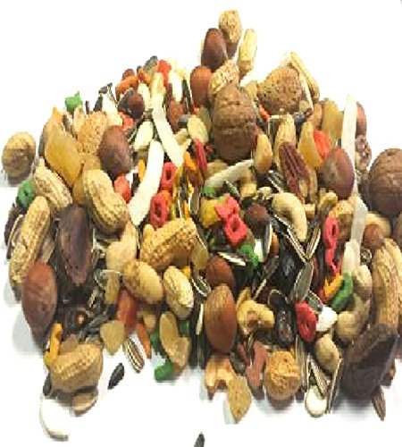 ABBA 4500 large bird diet close-up highlighting nuts and fruits for parrots