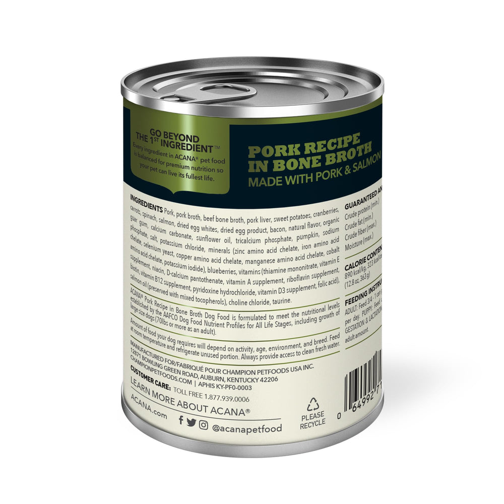 ACANA bone broth image highlights moisture-rich meal for easy chewing.