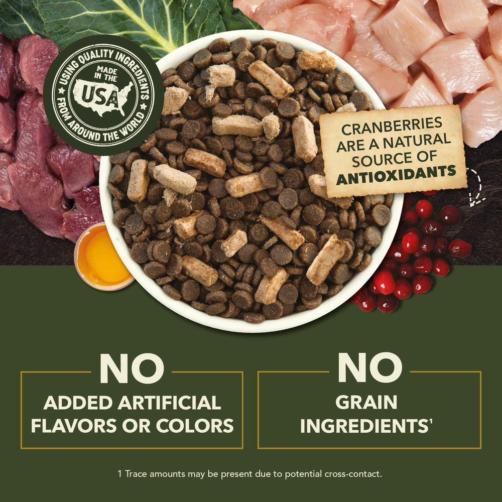 ACANA Market Medley ingredients section shows fruits and vegetables supporting wholesome nutrition.