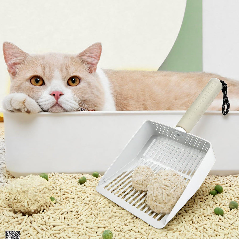 Accesfire dustpan with adhesive hook keeps your cleaning area organized.