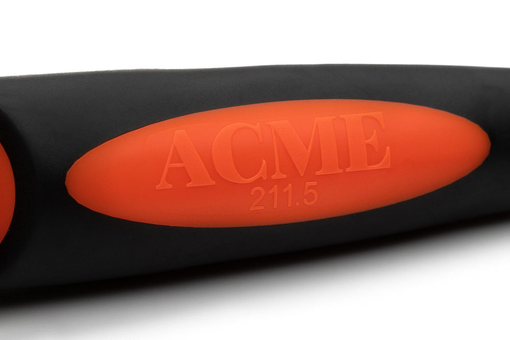 ACME Alpha 211.5 long-range whistle for precise recall in training.