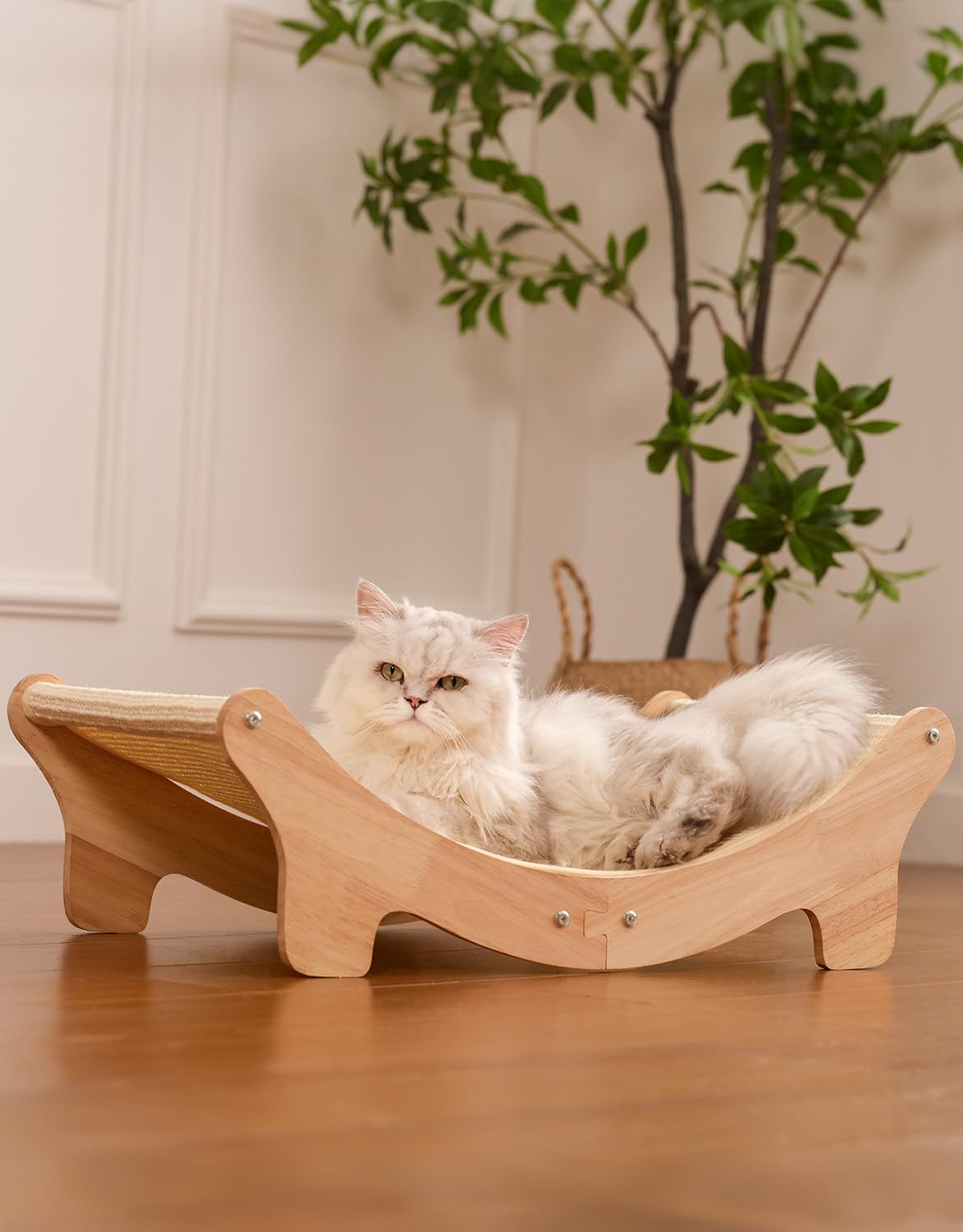 Adolug natural sisal scratcher bed with oak frame offers durable feline scratching and lounging.