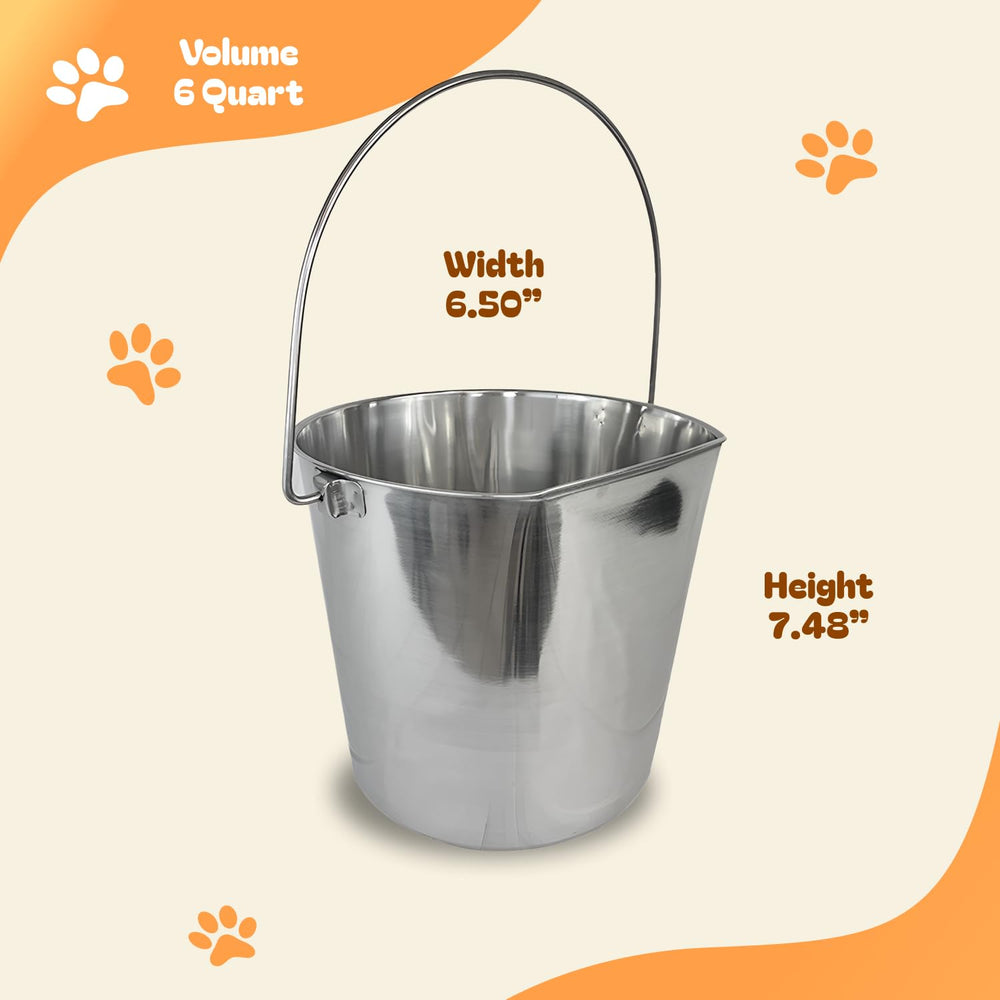 Advance Pet Products lightweight 6-quart bucket is easy to carry on outings.