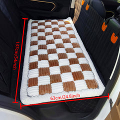 AEEISHOMEREFORM non-slip travel mat keeps pets stable during journeys