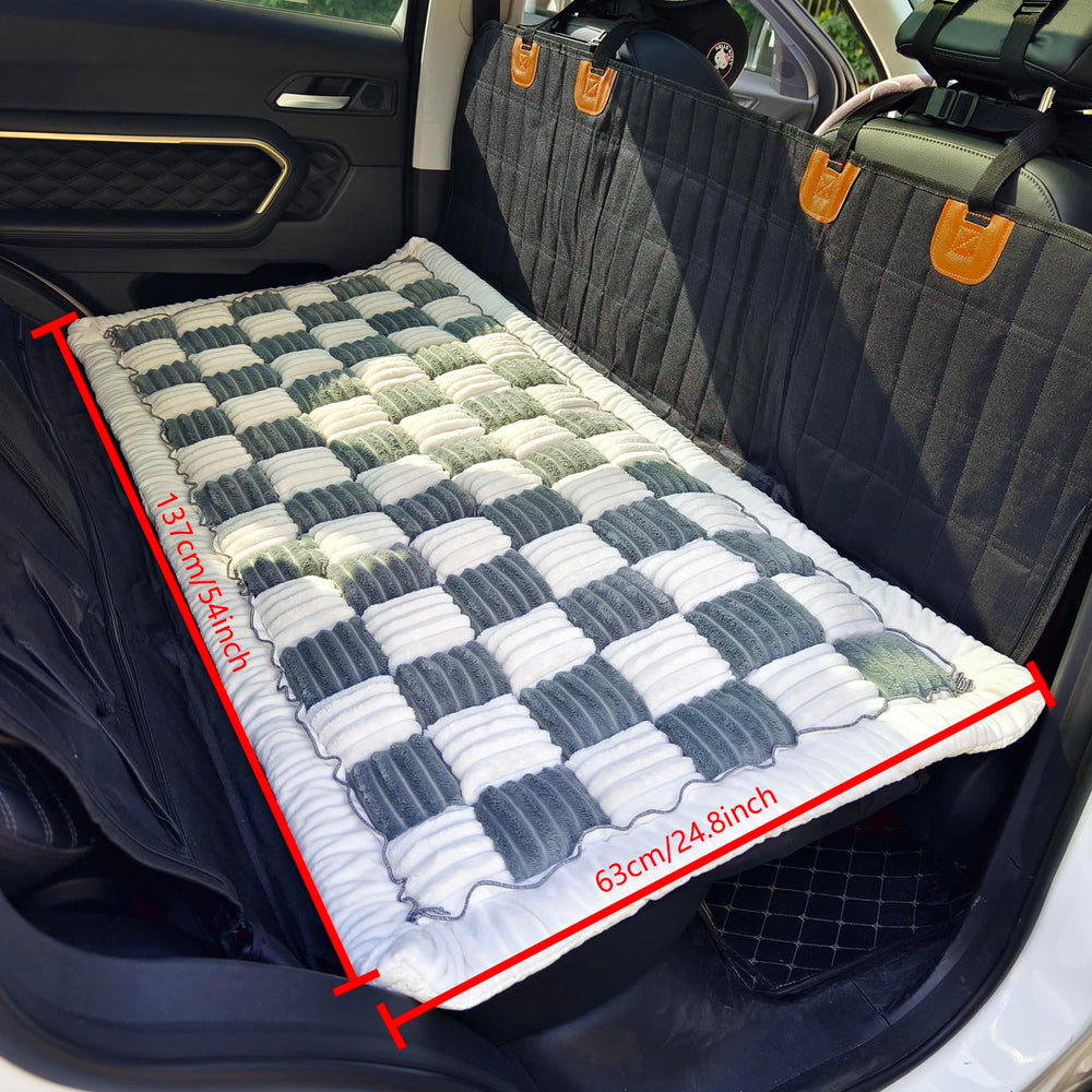 AEEISHOMEREFORM plaid dog seat cover for truck back seat keeps surfaces clean and protected.