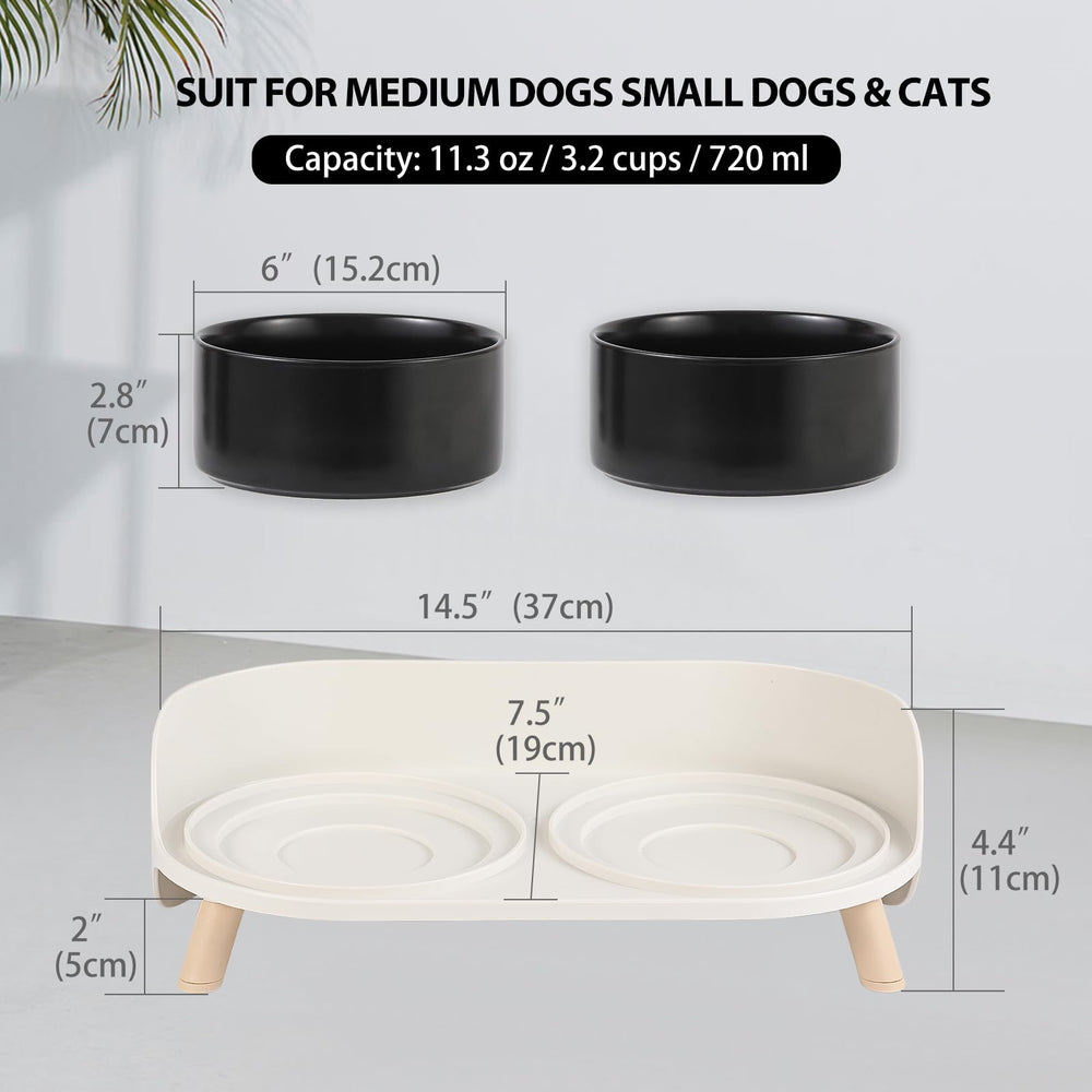 AHX food and water bowls 850 ml each help keep meals tidy and reduce refills.