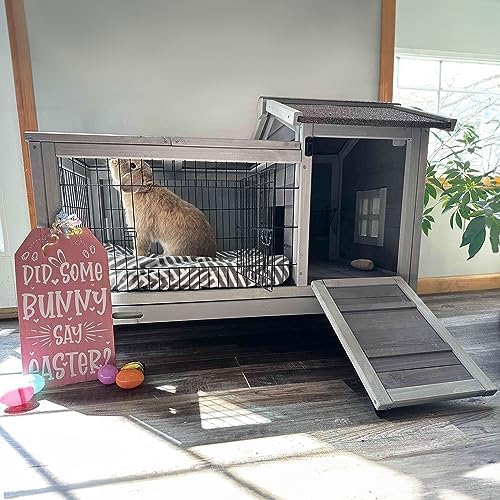 Aivituvin rabbit hutch with deeper leakproof tray helps minimize spills