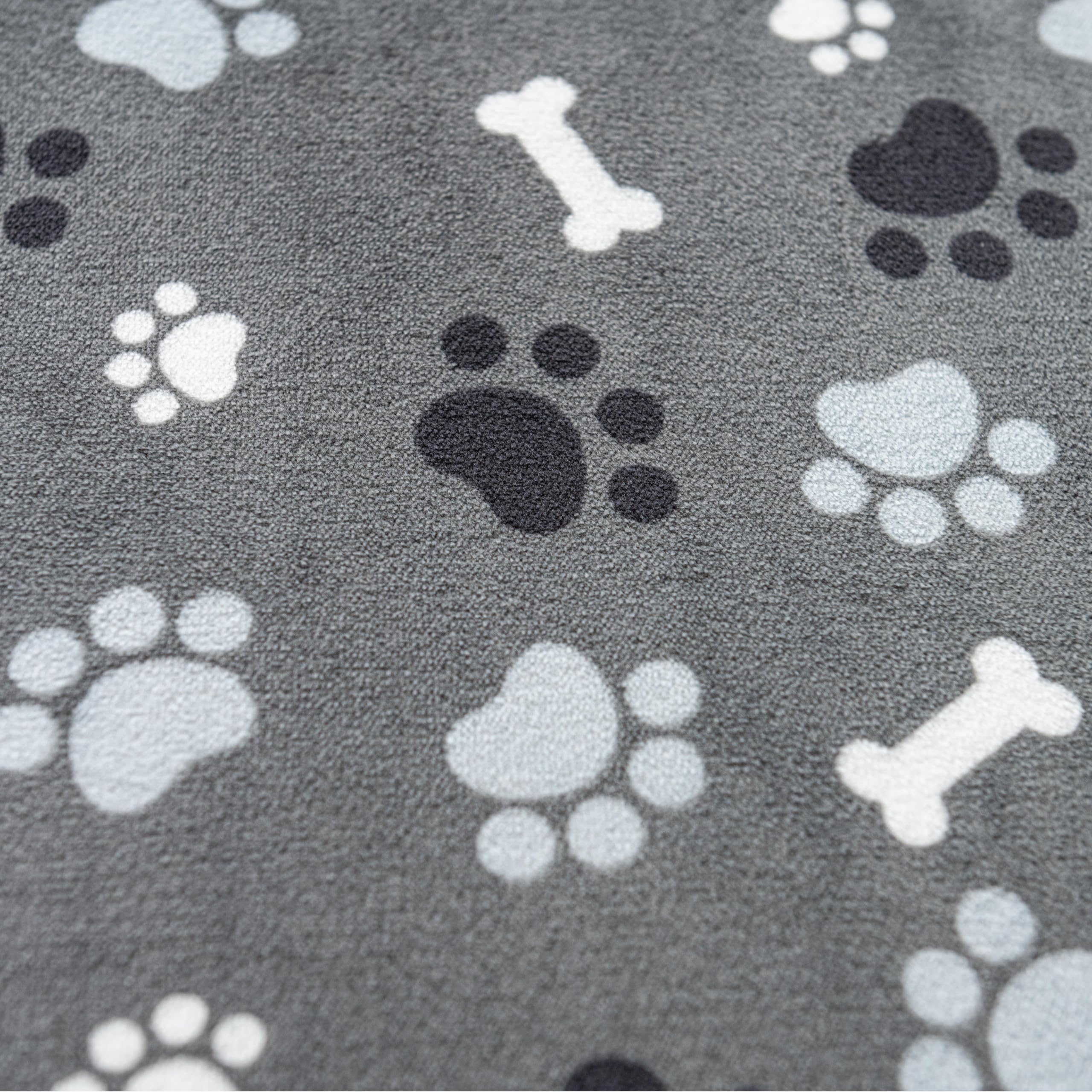AIWEK dog blanket car cover protects seats during travel.