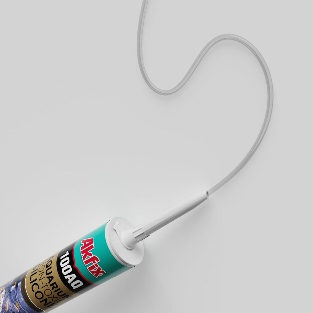 Akfix 100AQ sealant clear application showing ease of use in joints